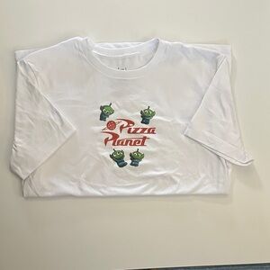 White Men’s T-Shirt with Green Alien Graphic